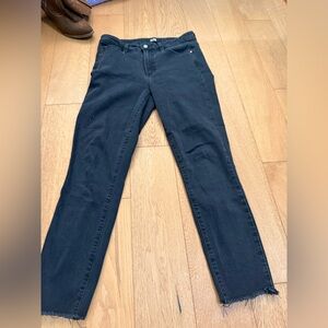 NWOT PAIGE Hoxton Ankle skinny jeans. 
 28